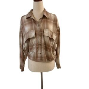 Abercrombie & Fitch SOFT XS Cropped Button up Plaid top Pink White Shirt